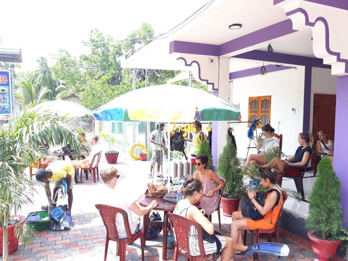 Snp Star Guest House Trincomalee Exterior photo